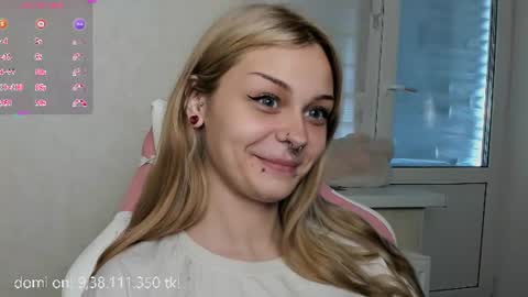 Snapshot of melonipinkbb chatting on 7, 7, 2026 MELONI online show from 7, 7, 2026