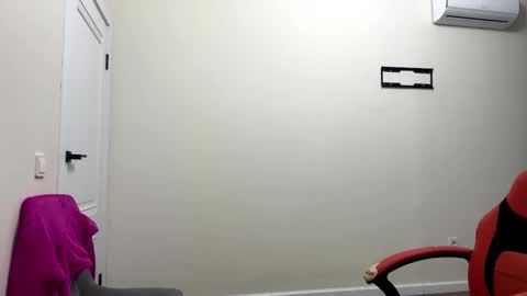 Hi Im Aria 18 years old online show from 2, 2, 2026