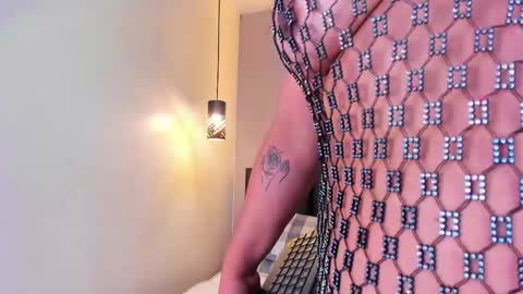  Memphis Williams  online show from 13, 11, 2025