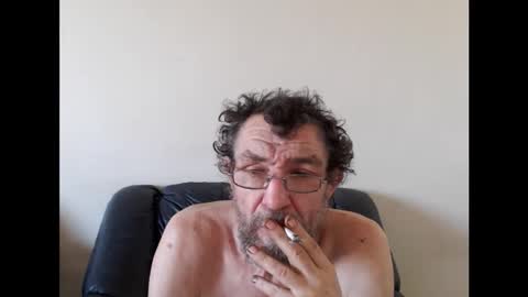 Snapshot of memyself8 chatting on 27, 9, 2025 memyself8 online show from 27, 9, 2025