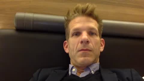 Snapshot of men2024again chatting on 29, 10, 2025 Andres online show from 29, 10, 2025