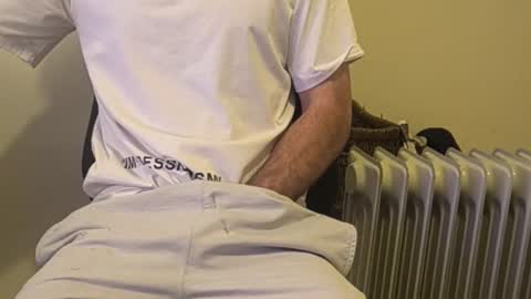 Snapshot of menneedlovingtoo chatting on 1, 8, 2026 dill online show from 1, 8, 2026