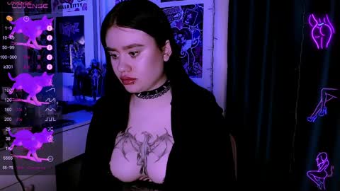Snapshot of meow_marie chatting on 4, 4, 2026 meow marie online show from 4, 4, 2026