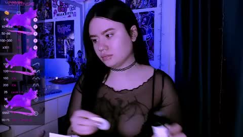 Snapshot of meow_marie chatting on 8, 6, 2026 meow marie online show from 8, 6, 2026