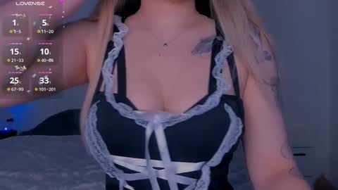 Snapshot of meow_rinnie chatting on 4, 10, 2025 My links --- online show from 4, 10, 2025