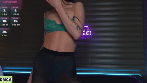  NIKKY  STIVE     Every day from 1000  to 200  EST time. online show from 13, 11, 2025