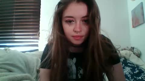 Snapshot of meowmixplzdeliver666 chatting on 21, 10, 2025 meowmix138 online show from 21, 10, 2025