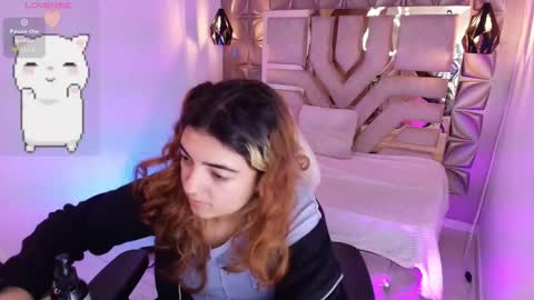    online show from 17, 9, 2025