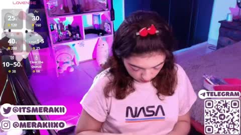 Snapshot of meraki_fraise chatting on 26, 5, 2026 online show from 26, 5, 2026