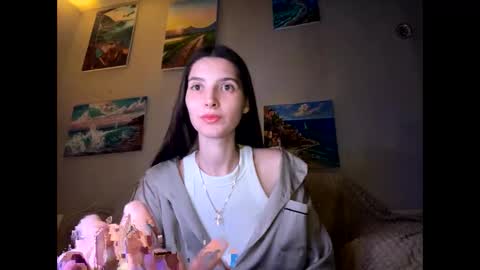 Snapshot of meralynn chatting on 29, 3, 2026 LEVA online show from 29, 3, 2026