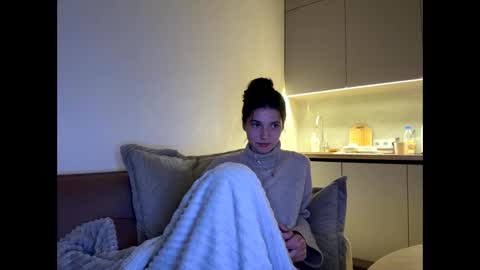Snapshot of meralynn chatting on 26, 4, 2026 LEVA online show from 26, 4, 2026