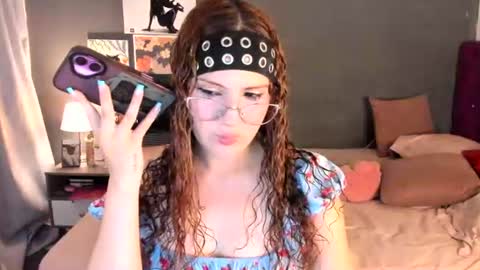 Snapshot of meridaxbrave_ chatting on 2, 7, 2026 laura 3 i am independent model online show from 2, 7, 2026