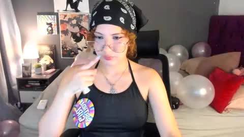 Snapshot of meridaxbrave_ chatting on 14, 7, 2026 laura 3 i am independent model online show from 14, 7, 2026