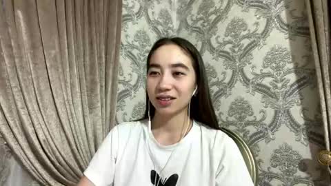 Snapshot of merlenebixel chatting on 19, 7, 2026 merlenebixel online show from 19, 7, 2026