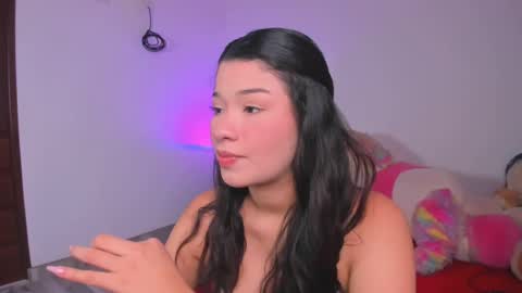 Snapshot of merlia_model chatting on 6, 7, 2026 instagram fernandatoloza01 online show from 6, 7, 2026