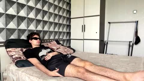 Johnny and Hailey online show from 13, 1, 2026