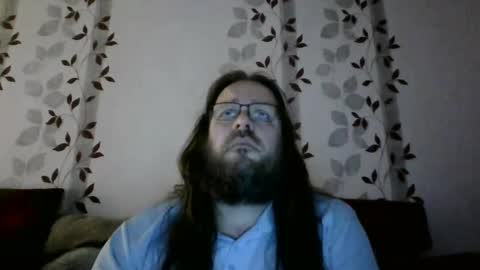 Snapshot of metallbuddy chatting on 31, 12, 2024 ask me online show from 31, 12, 2024