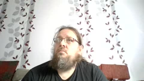 Snapshot of metallbuddy chatting on 1, 1, 2025 ask me online show from 1, 1, 2025