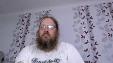 Snapshot of metallbuddy chatting on 22, 9, 2025 ask me online show from 22, 9, 2025