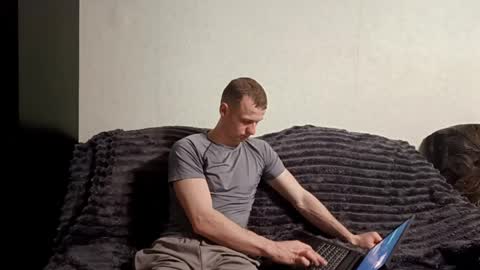 Snapshot of metalpeak chatting on 13, 5, 2026 Mike online show from 13, 5, 2026