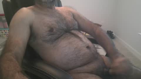 Snapshot of metter26 chatting on 15, 12, 2024 atx guy online show from 15, 12, 2024