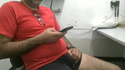 Snapshot of metter26 chatting on 29, 6, 2026 atx guy online show from 29, 6, 2026