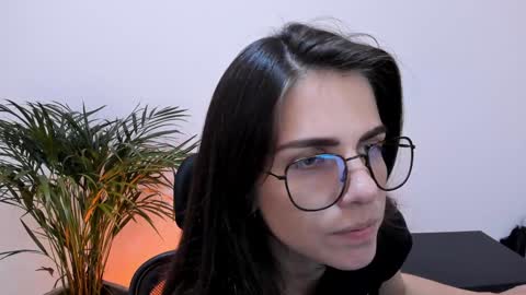 Meurif online show from 1, 1, 2025