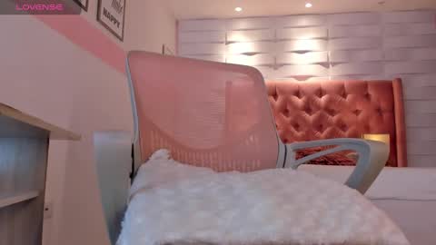 Snapshot of mhellissaw chatting on 26, 2, 2025 melissa online show from 26, 2, 2025