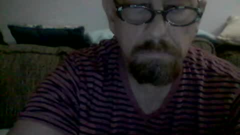 mhitch924 online show from 17, 6, 2026