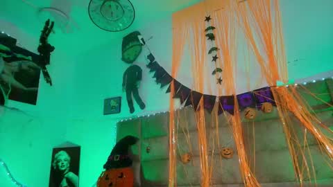 Emi online show from 17, 10, 2025