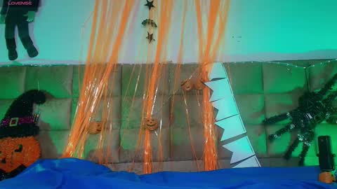 Emi online show from 18, 10, 2025