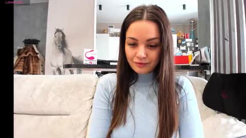 Mia online show from 3, 3, 2025