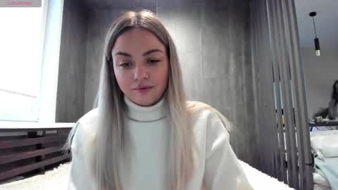 Mia online show from 11, 11, 2025