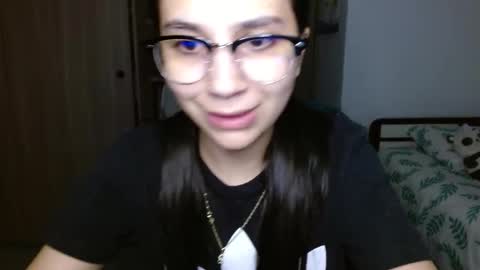 Mia online show from 18, 12, 2025