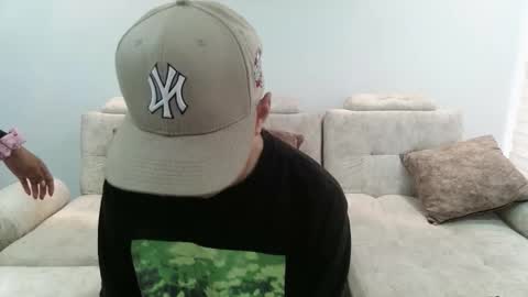 Snapshot of mia_and_eros chatting on 29, 9, 2025 MIA AND EROS online show from 29, 9, 2025