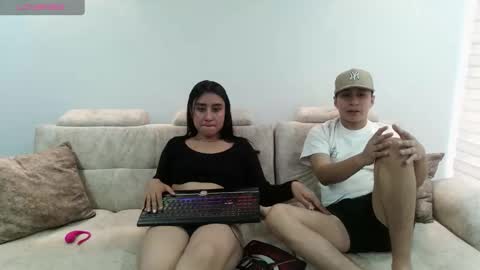 Snapshot of mia_and_eros chatting on 17, 10, 2025 MIA AND EROS online show from 17, 10, 2025