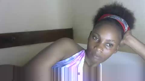 aishah petite online show from 8, 6, 2026