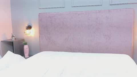 Mia Bellefort online show from 12, 3, 2026