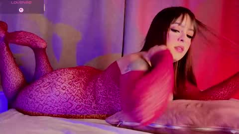   online show from 16, 9, 2025