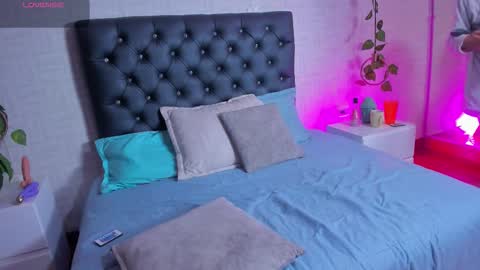   online show from 7, 1, 2026