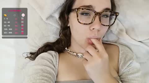 mia_boone online show from 31, 12, 2024