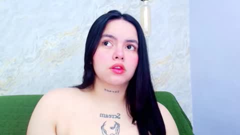 Mia  online show from 10, 10, 2025