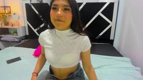  Mia  online show from 3, 11, 2025