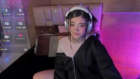 Mia online show from 7, 6, 2026
