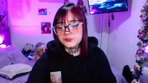 Snapshot of mia_cat05 chatting on 22, 7, 2026 Mia online show from 22, 7, 2026