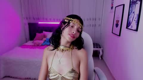 Mia online show from 10, 11, 2025