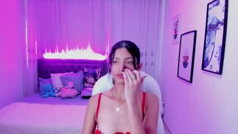 Mia online show from 22, 11, 2025