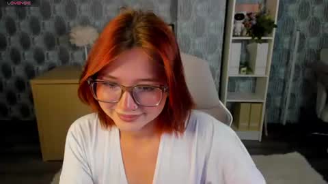 mia_e1fie online show from 3, 8, 2026