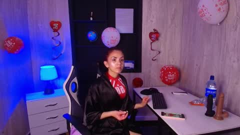 mia_esposito2 online show from 23, 9, 2025
