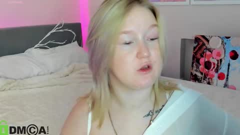 Mia online show from 12, 10, 2025